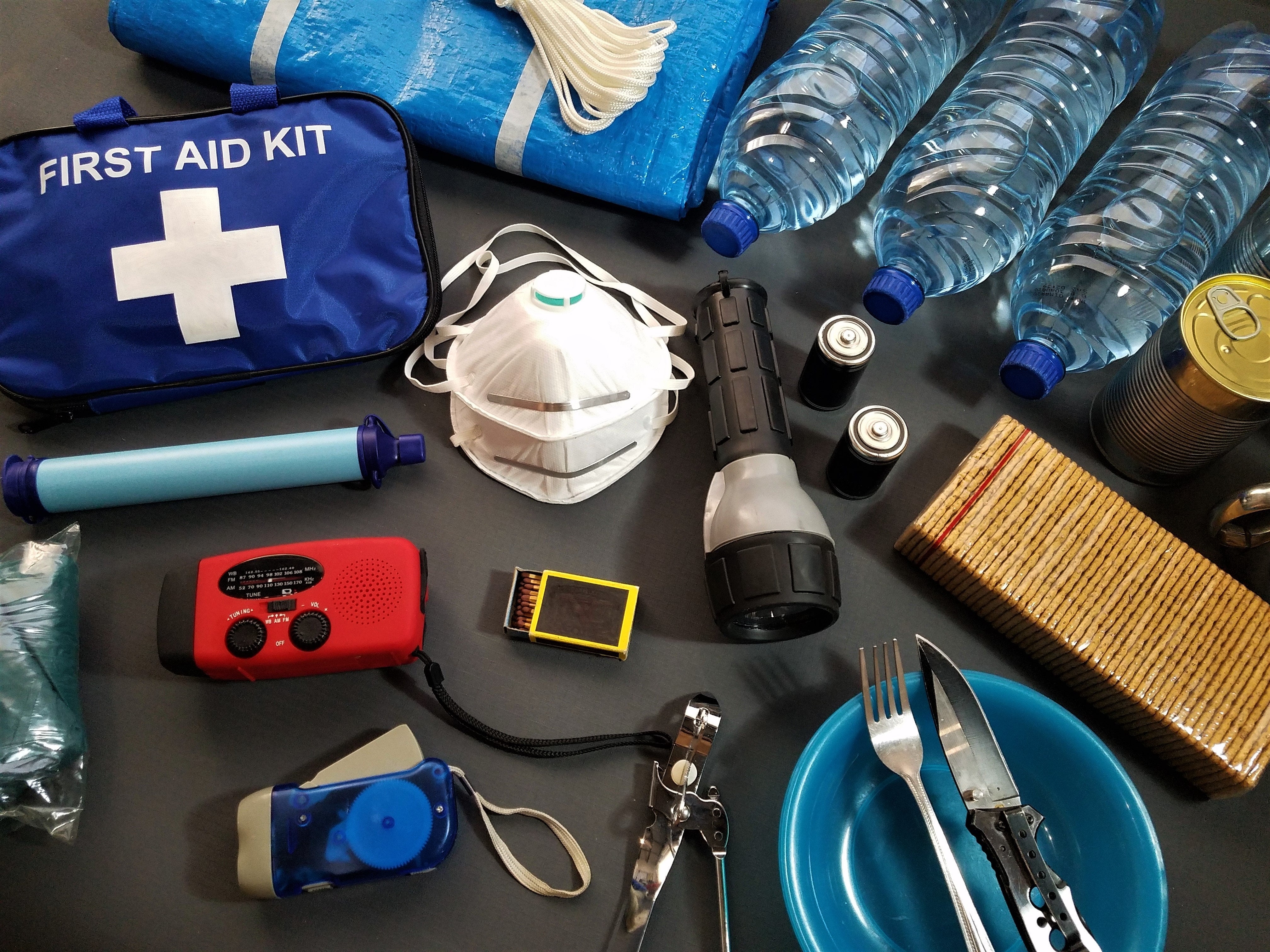 Creating an emergency kit for your home and car - Defiance Gear Co.